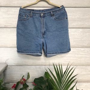 LEVIS High Waisted Shorts